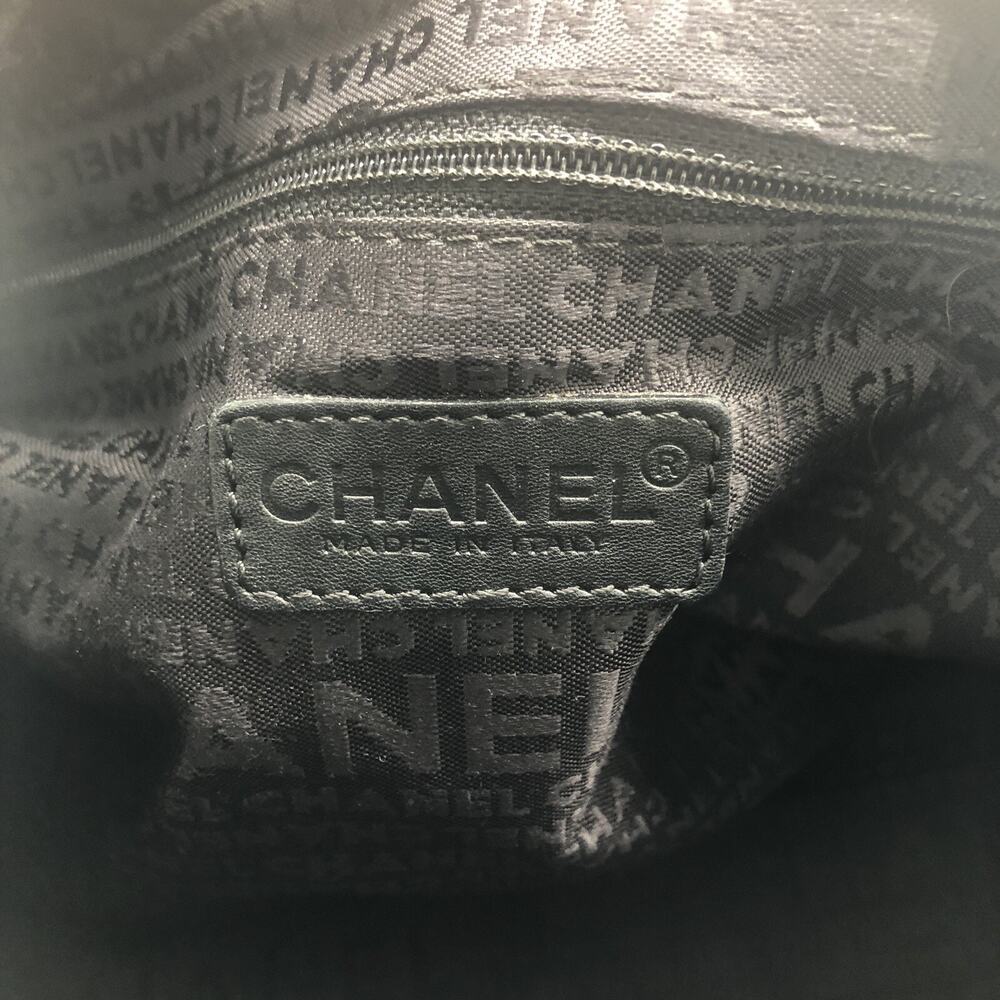 Authentic CHANEL Square Stitch CC Boston Bag Quilted Leather - Black - Large - Picture 8 of 16